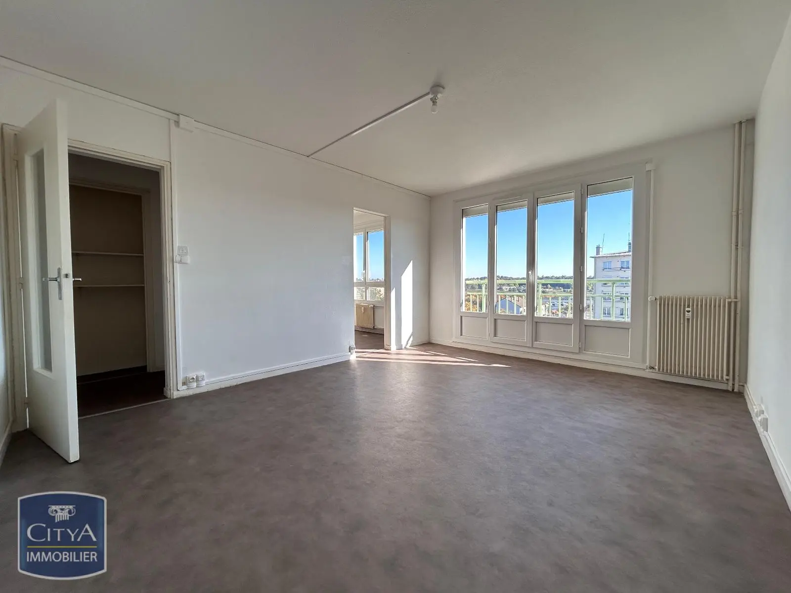 Photo 1 Appartement 1 pièce 28.91m²