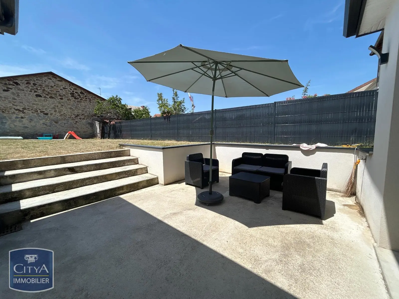 Photo 1 Maison 5 pièces 106m²