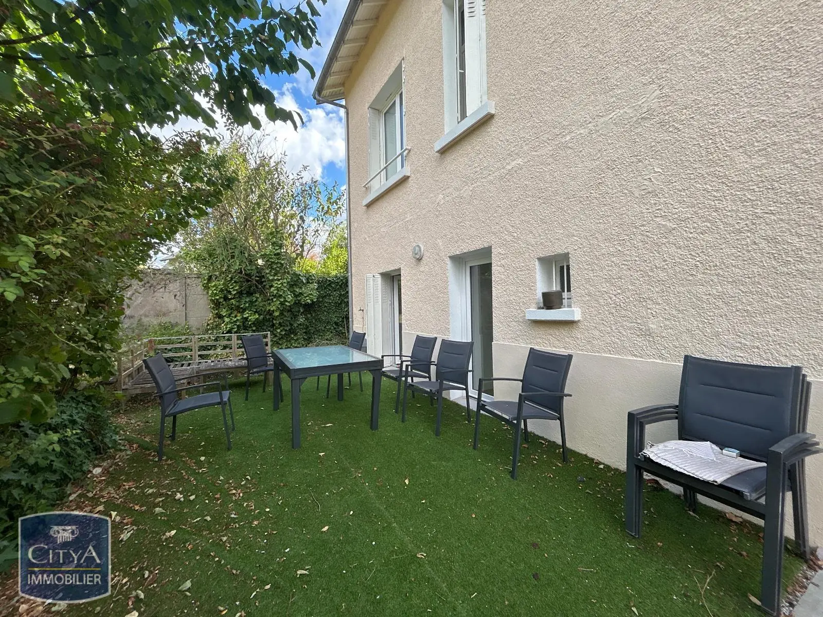 Photo 2 Appartement 1 pièce 10.82m²