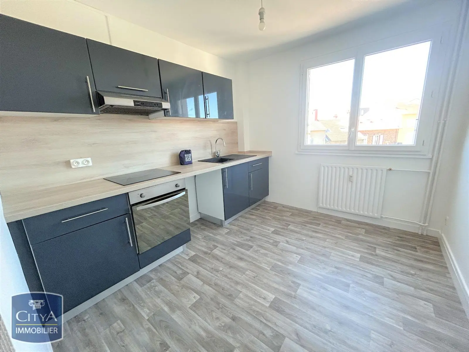 Photo 2 Appartement 4 pièces 85.62m²