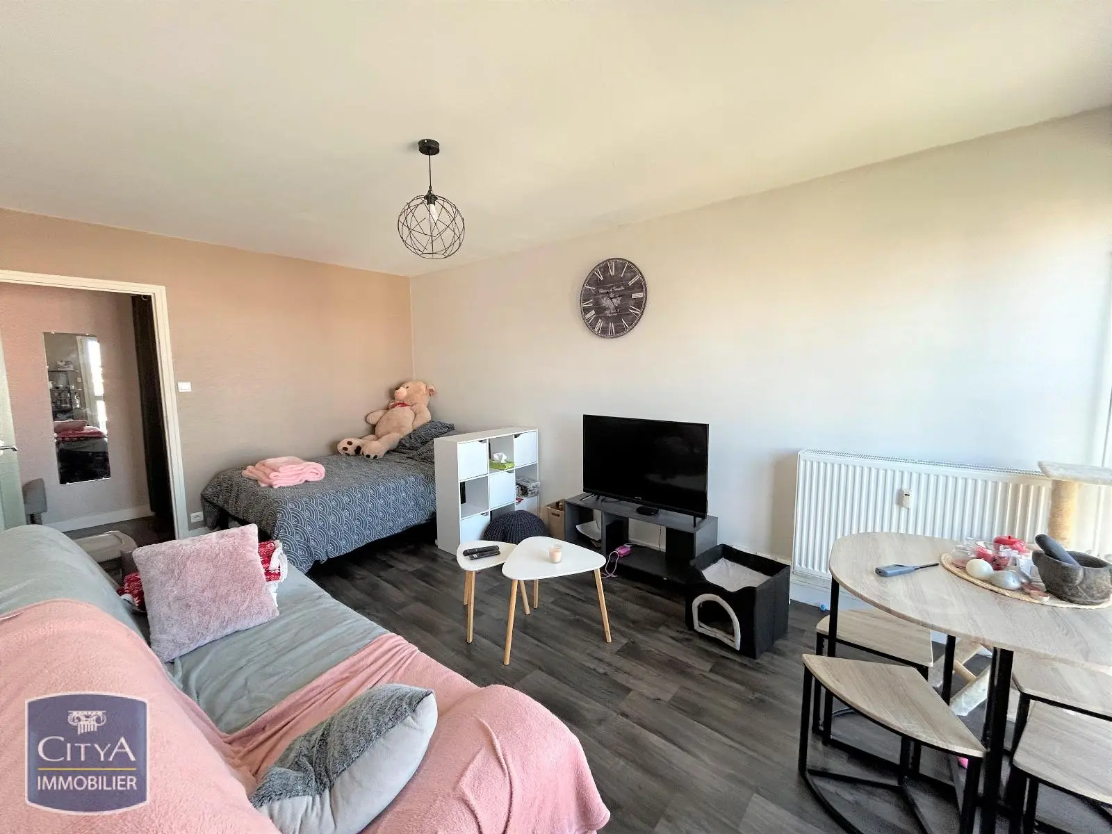 Photo 1 Appartement 1 pièce 30.41m²