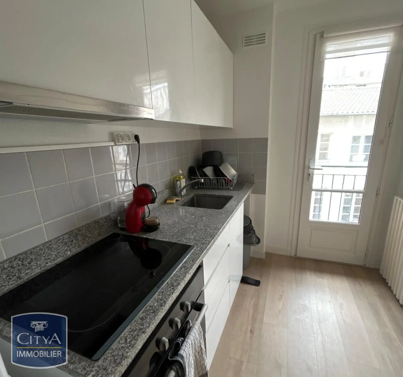 Photo 1 Appartement 2 pièces 64m²