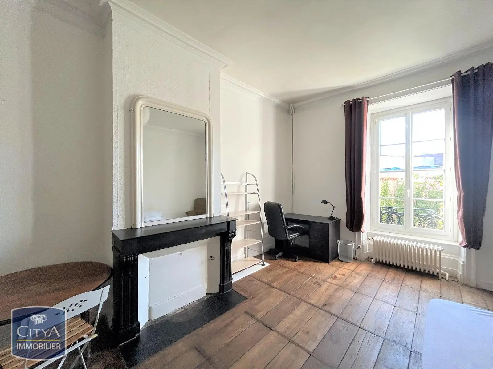 Photo 2 Appartement 1 pièce 30.85m²