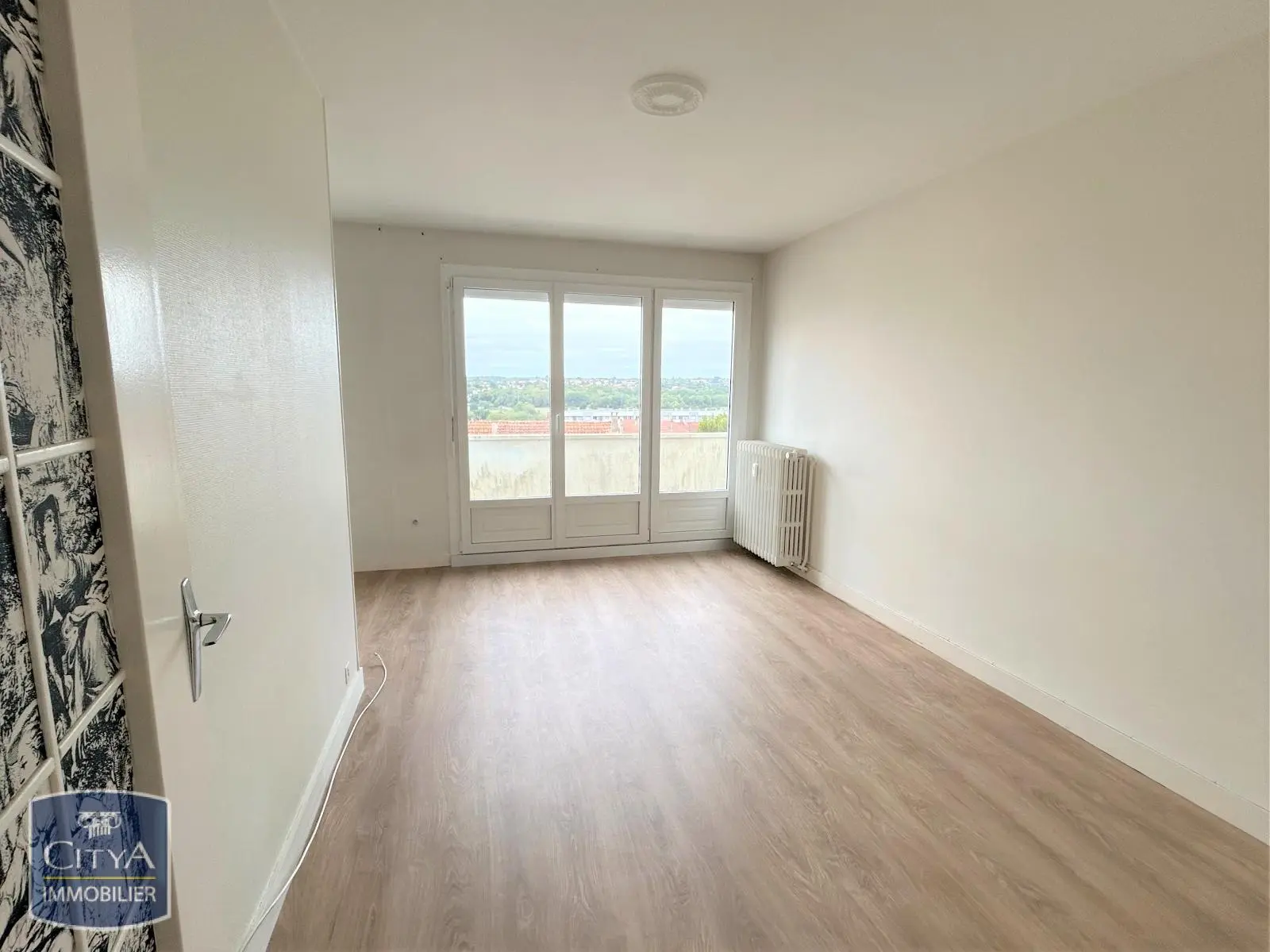 Photo 2 Appartement 1 pièce 22.01m²