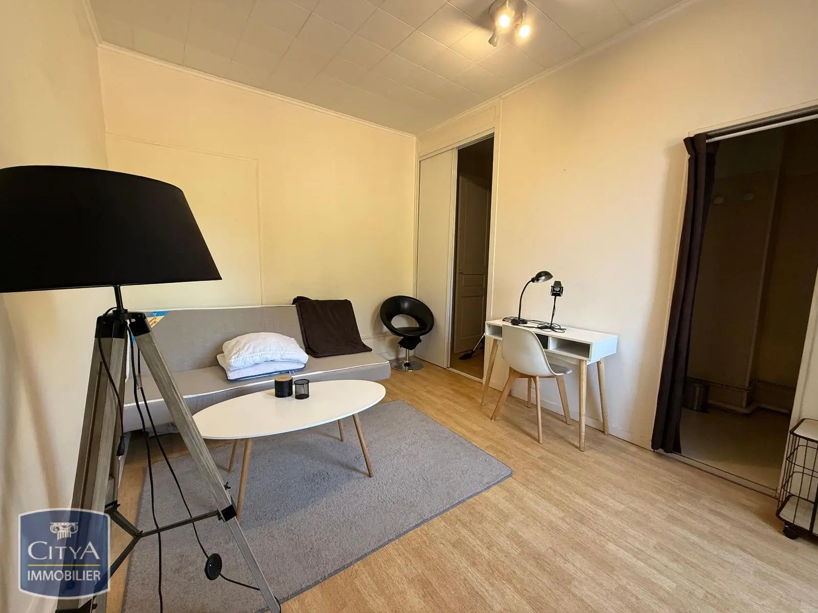 Photo 2 Appartement 1 pièce 25m²