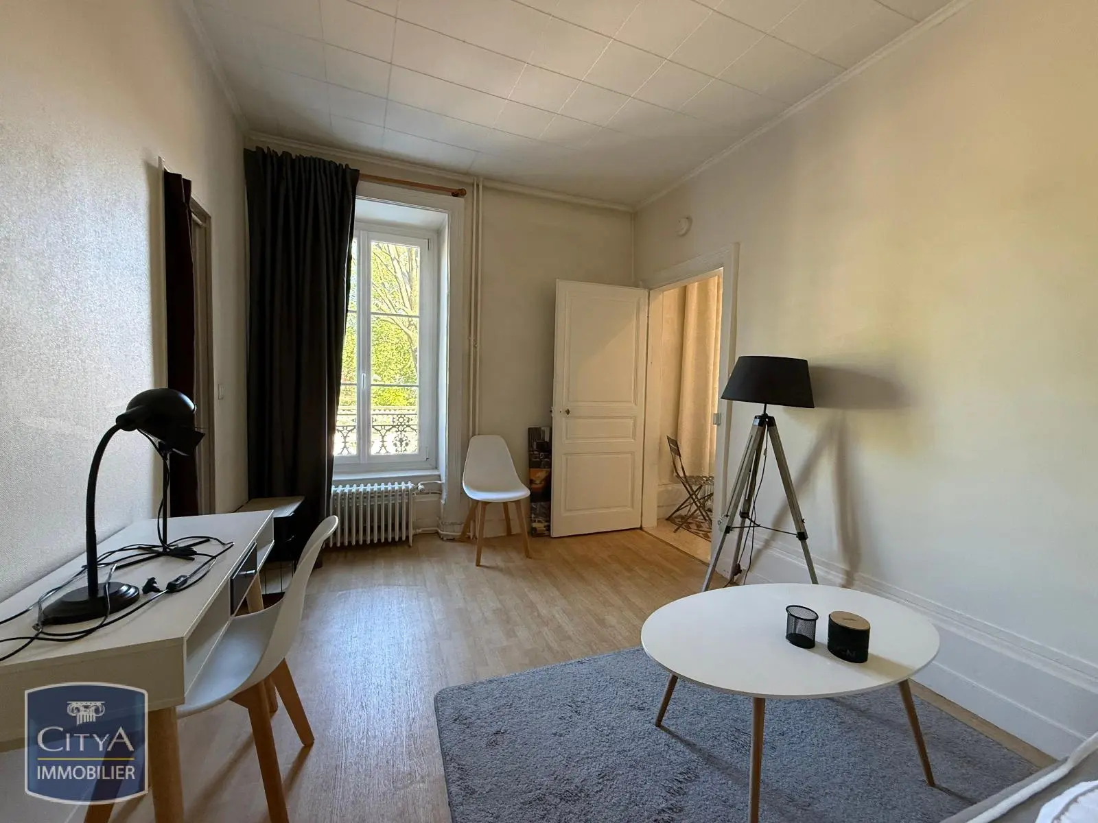 Photo 1 Appartement 1 pièce 25m²