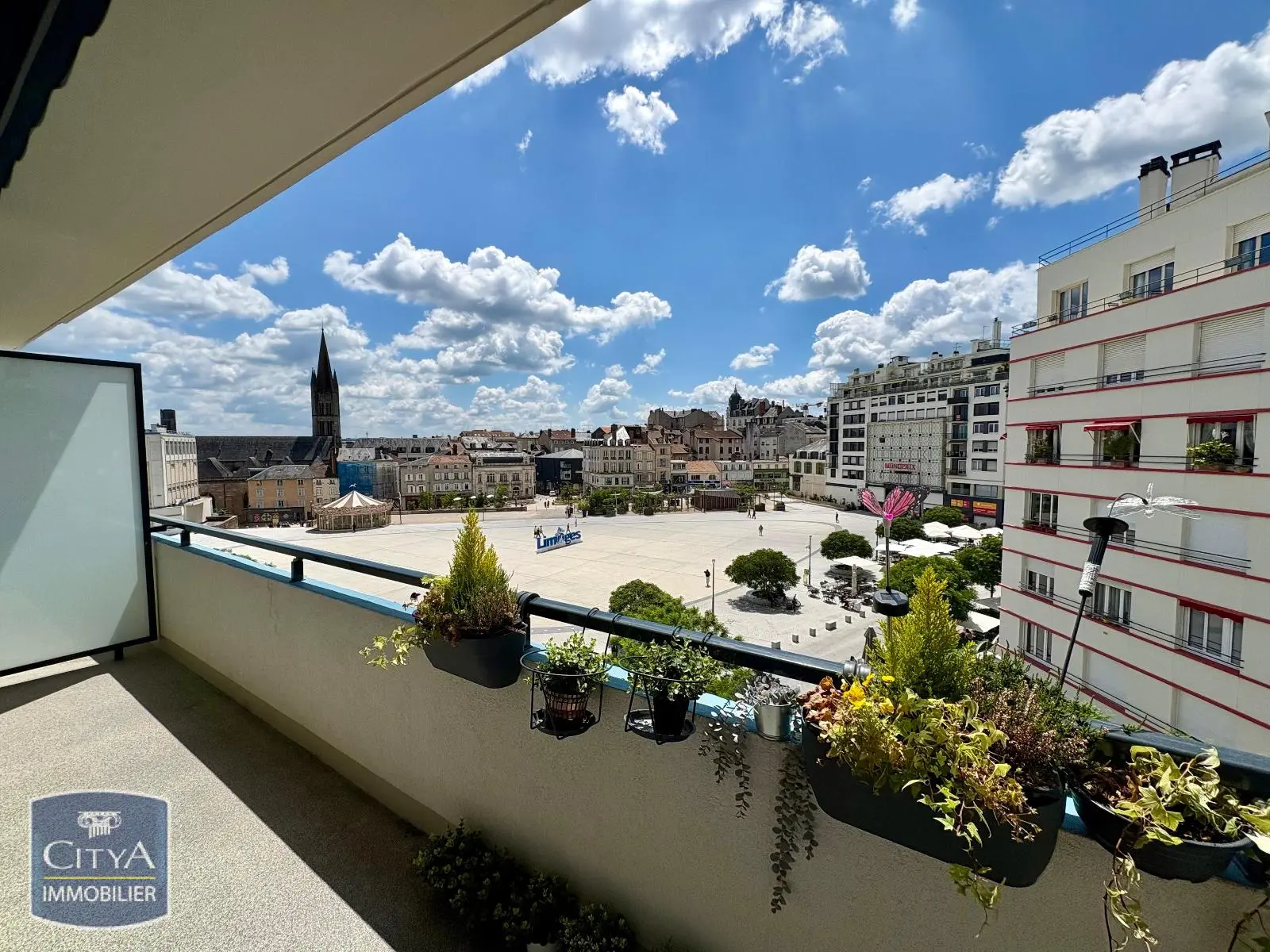 Photo 1 Appartement 6 pièces 110m²