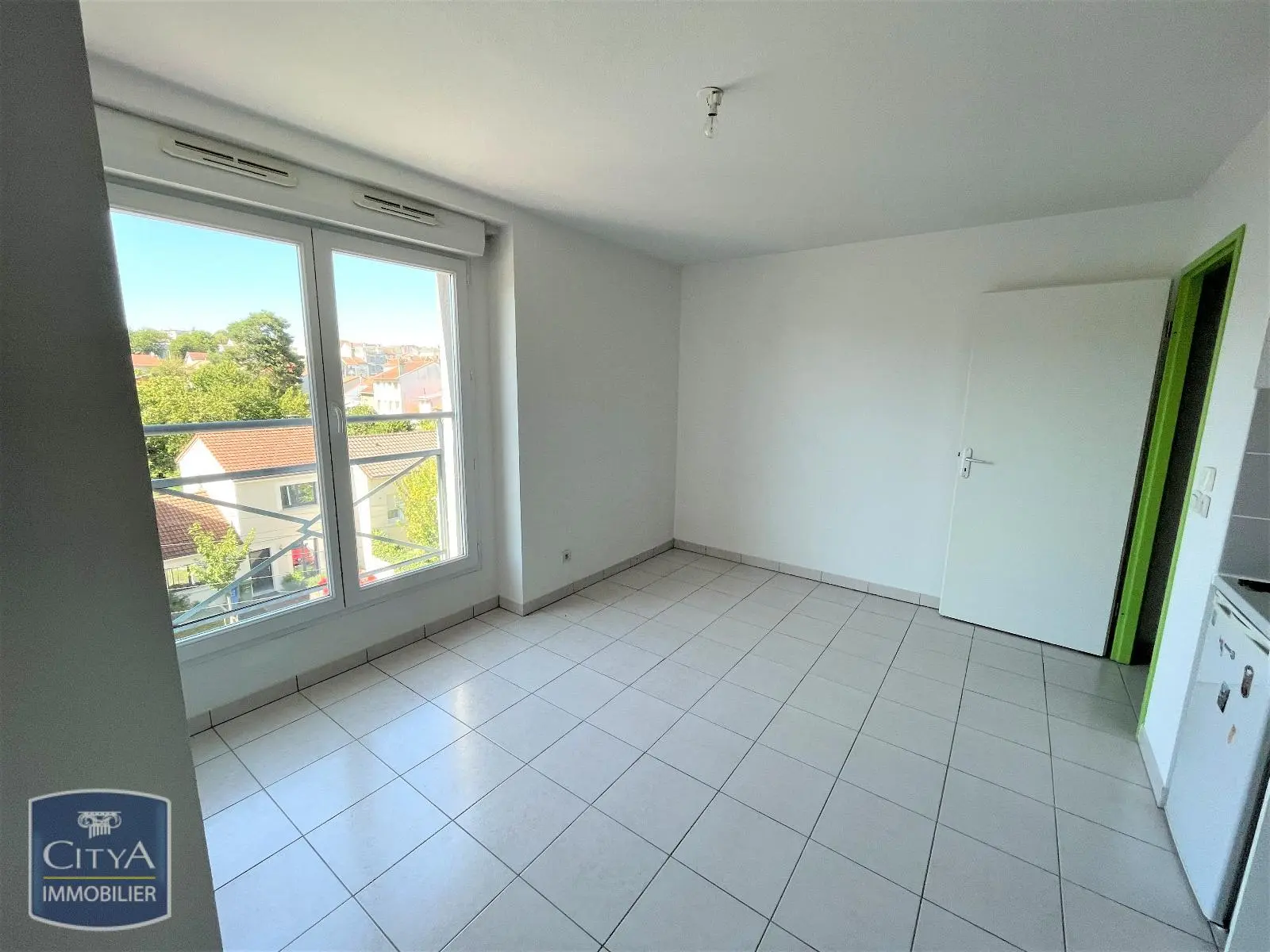 Photo 3 Appartement 1 pièce 25.4m²