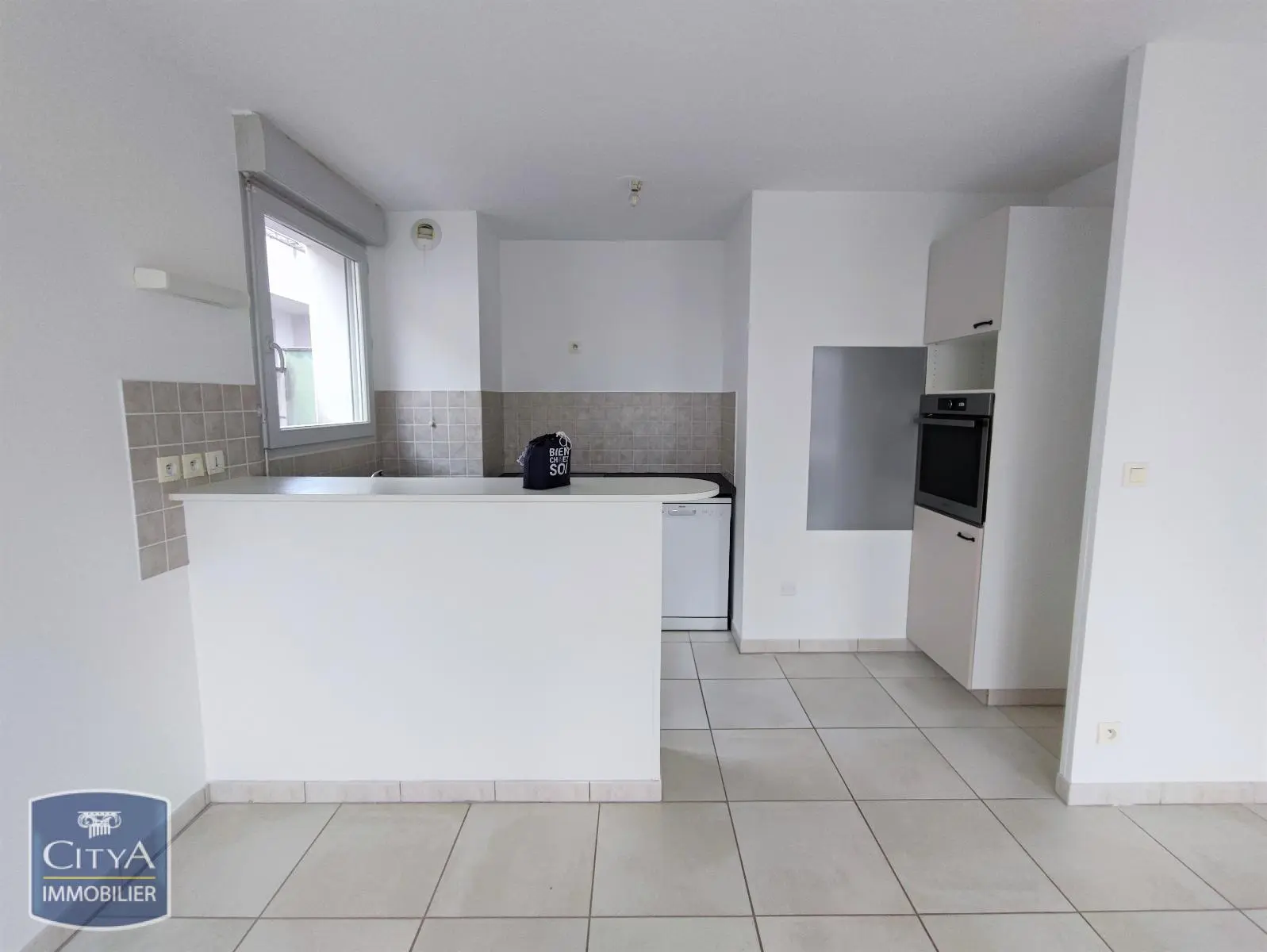 Photo 1 Appartement 3 pièces 65.81m²