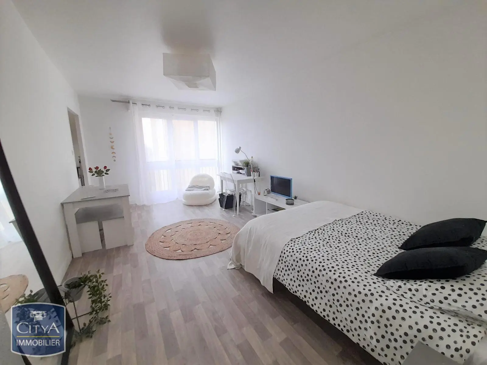 Photo 1 Appartement 1 pièce 30.36m²