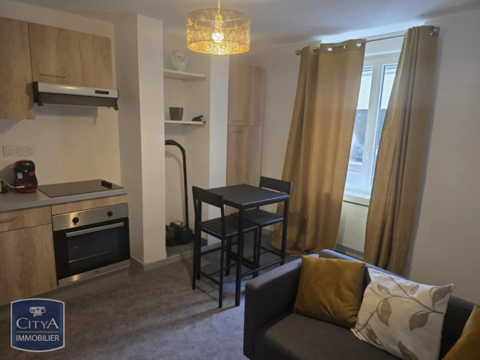 Photo 2 Appartement 1 pièce 23.93m²