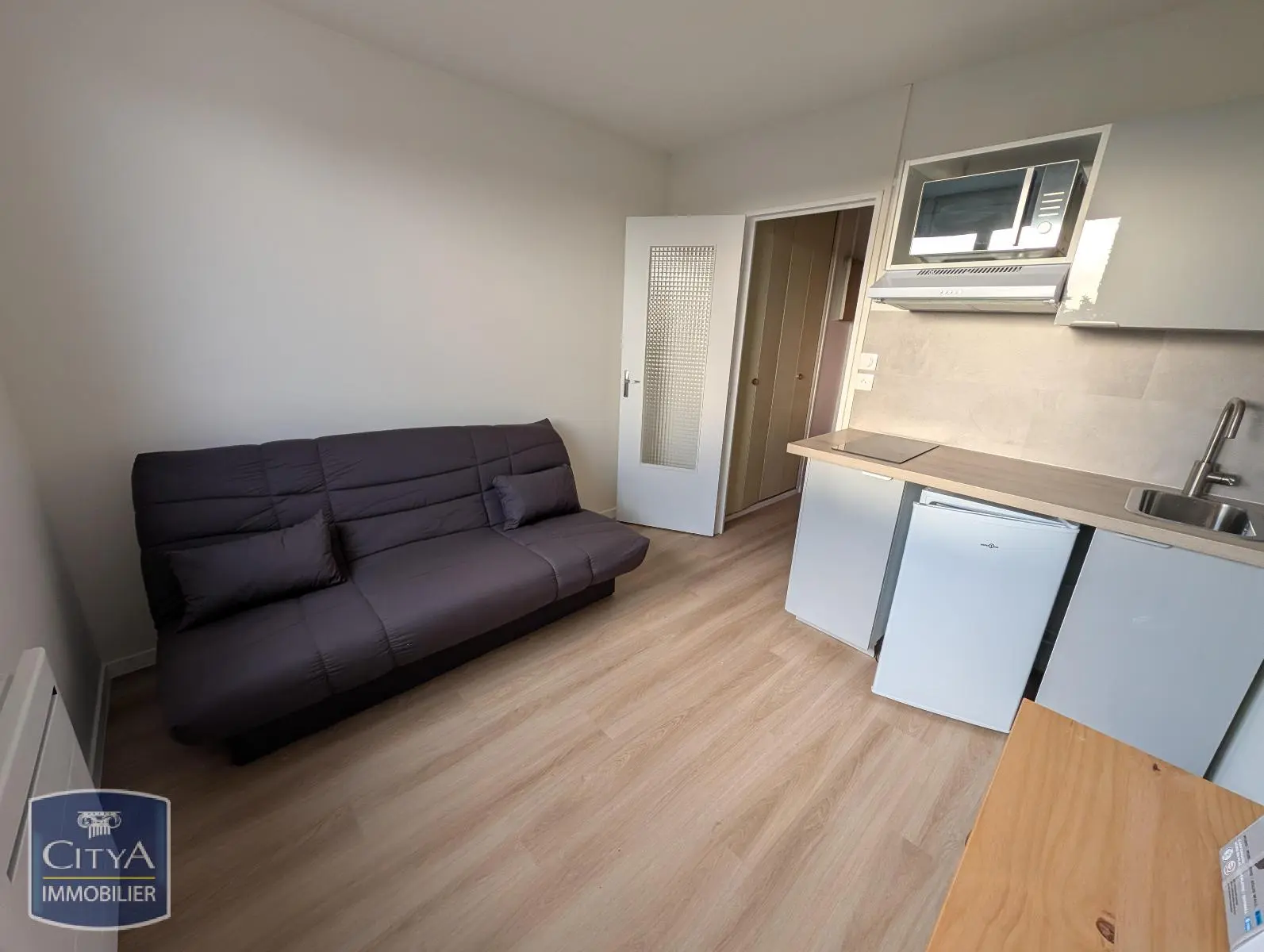 Photo 2 Appartement 1 pièce 13.17m²