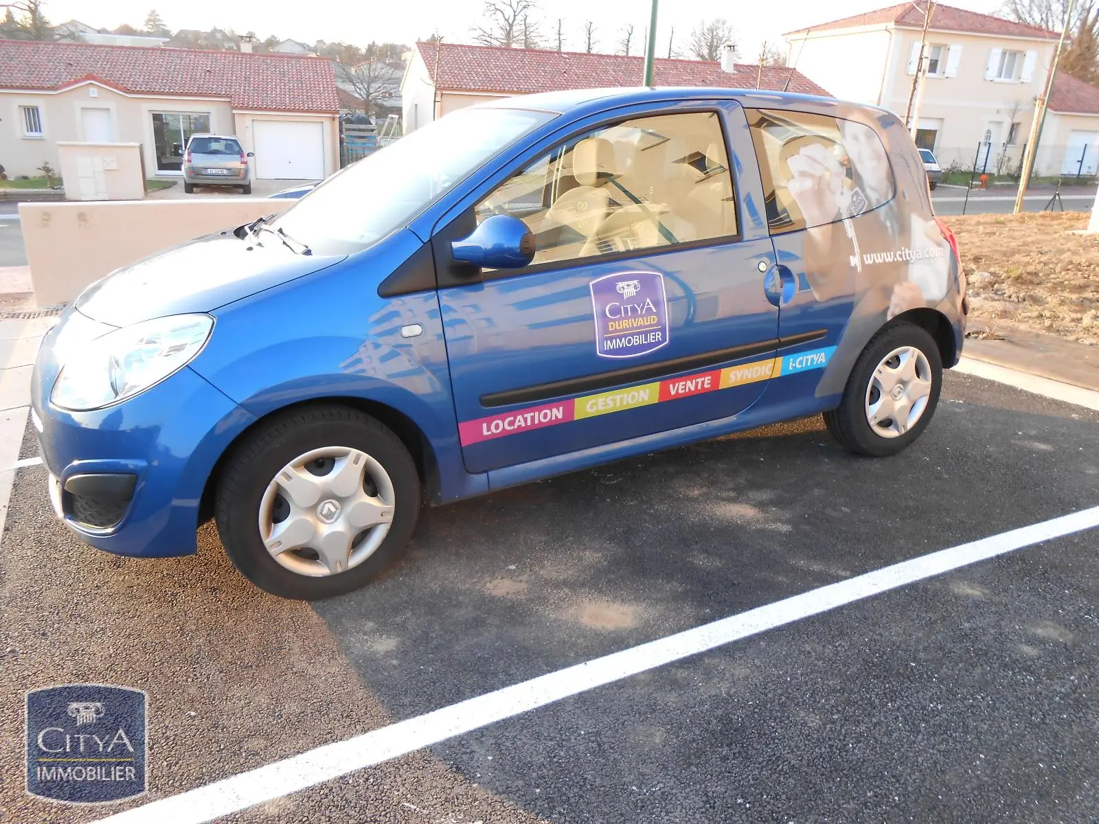 Photo Parking