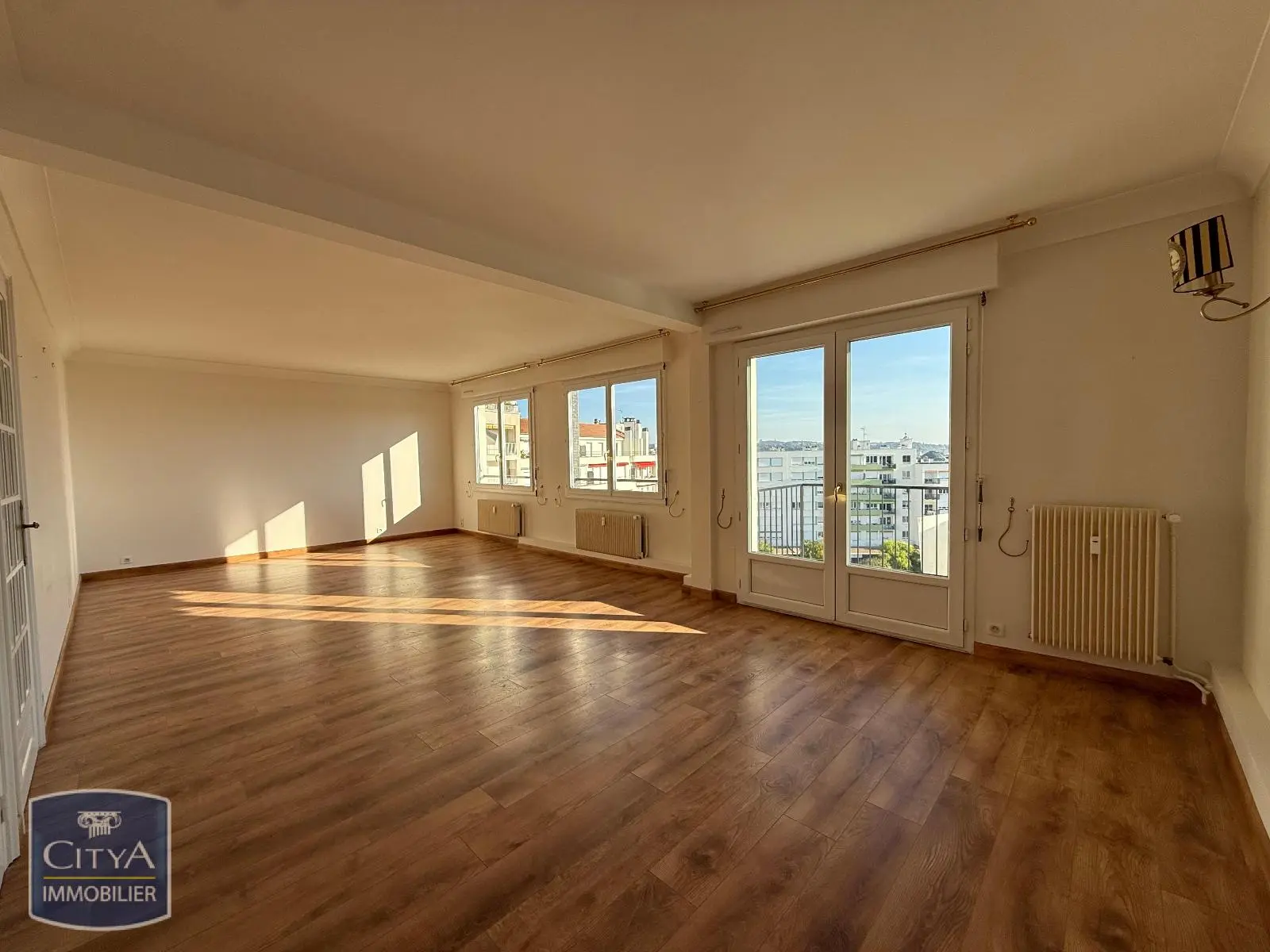 Photo 2 Appartement 4 pièces 96m²