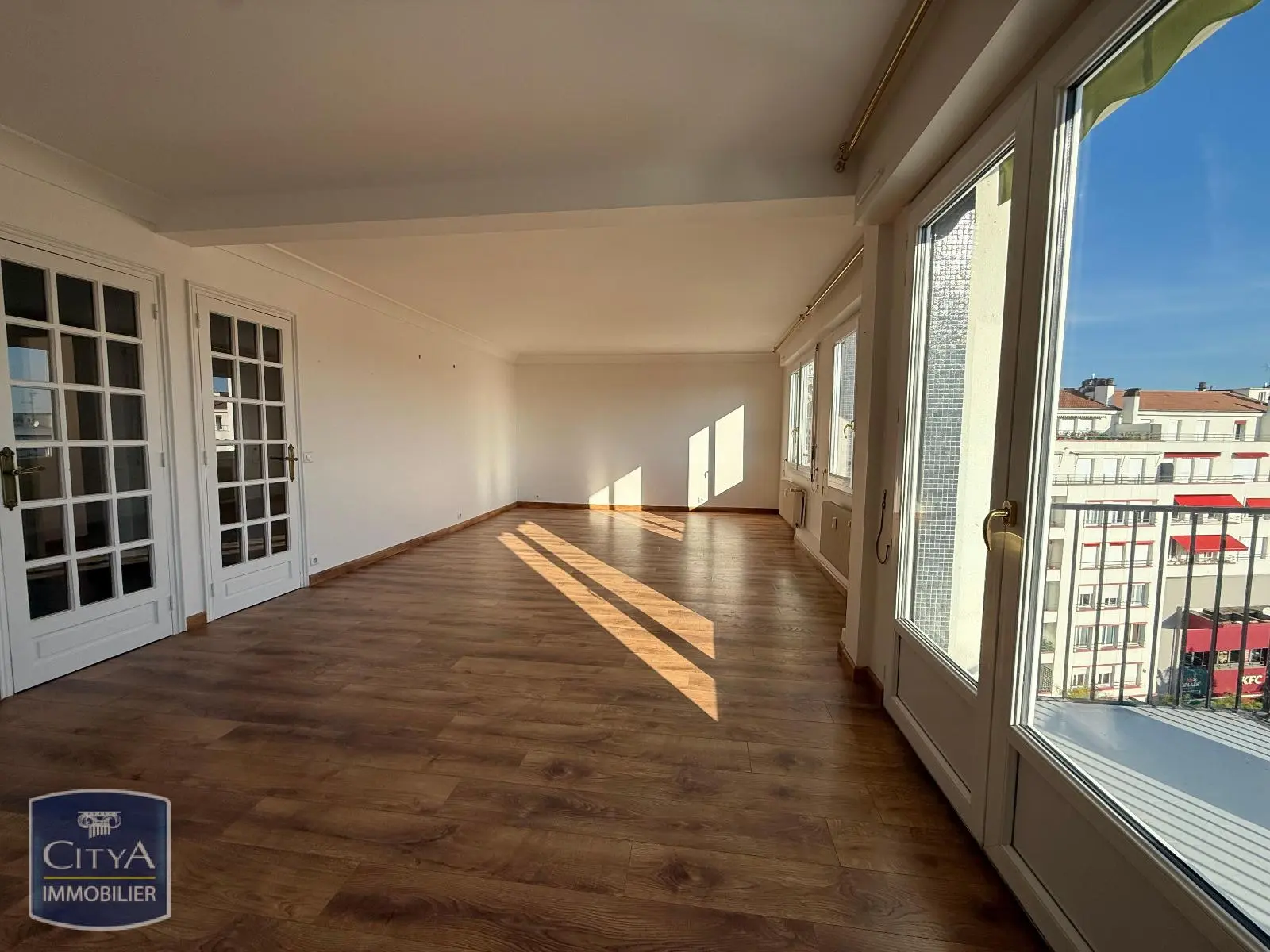 Photo 1 Appartement 4 pièces 96m²