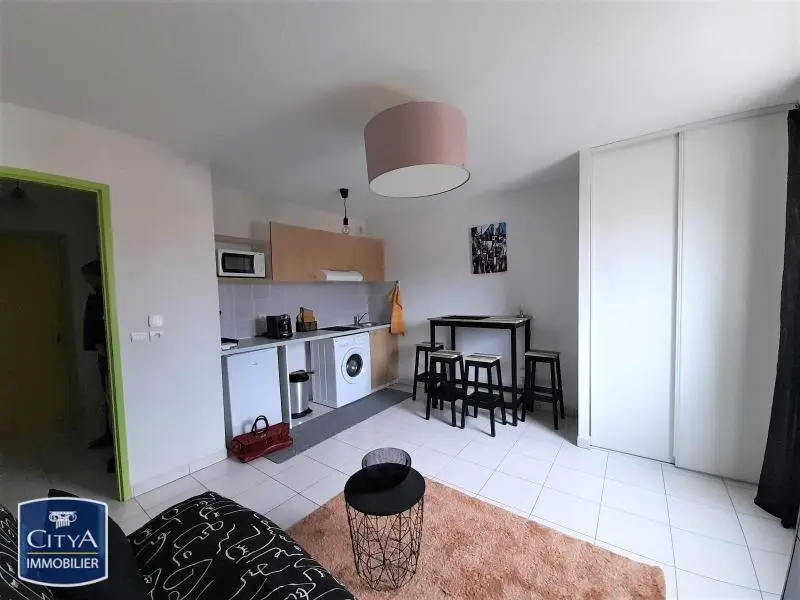 Photo 2 Appartement 1 pièce 25.7m²