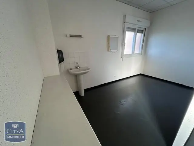 Photo 2 local professionnel Limoges