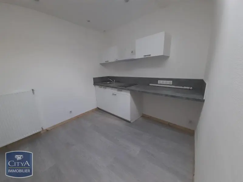 Photo 1 Appartement 1 pièce 17.84m²