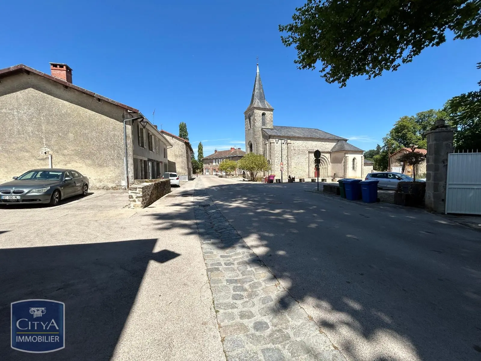 LOCATION T3 MEUBLE VEYRAC