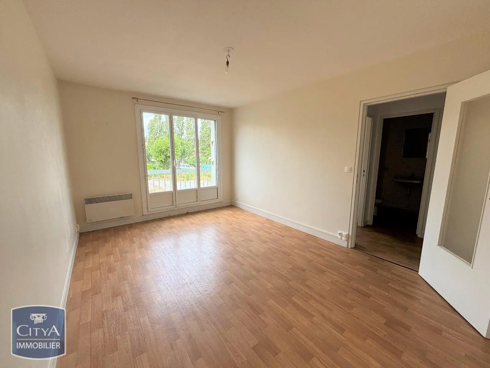 Photo 1 Appartement 1 pièce 28.87m²