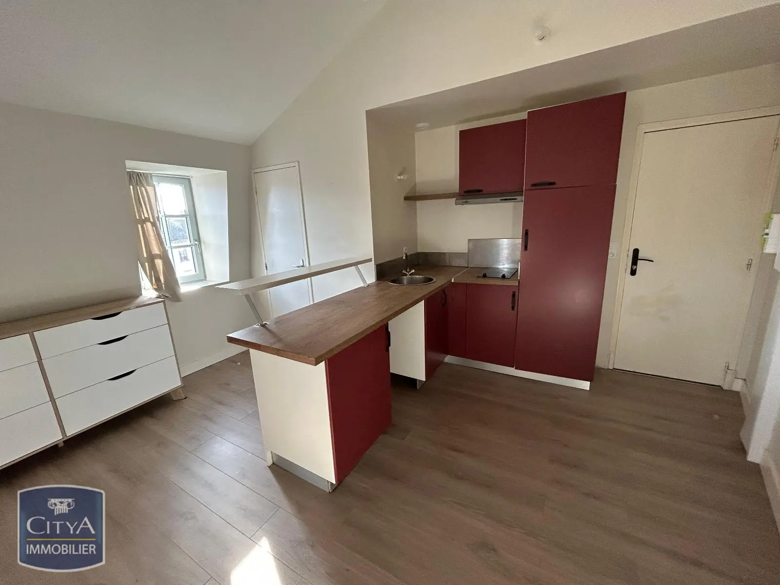 Photo 2 Appartement 1 pièce 35.7m²