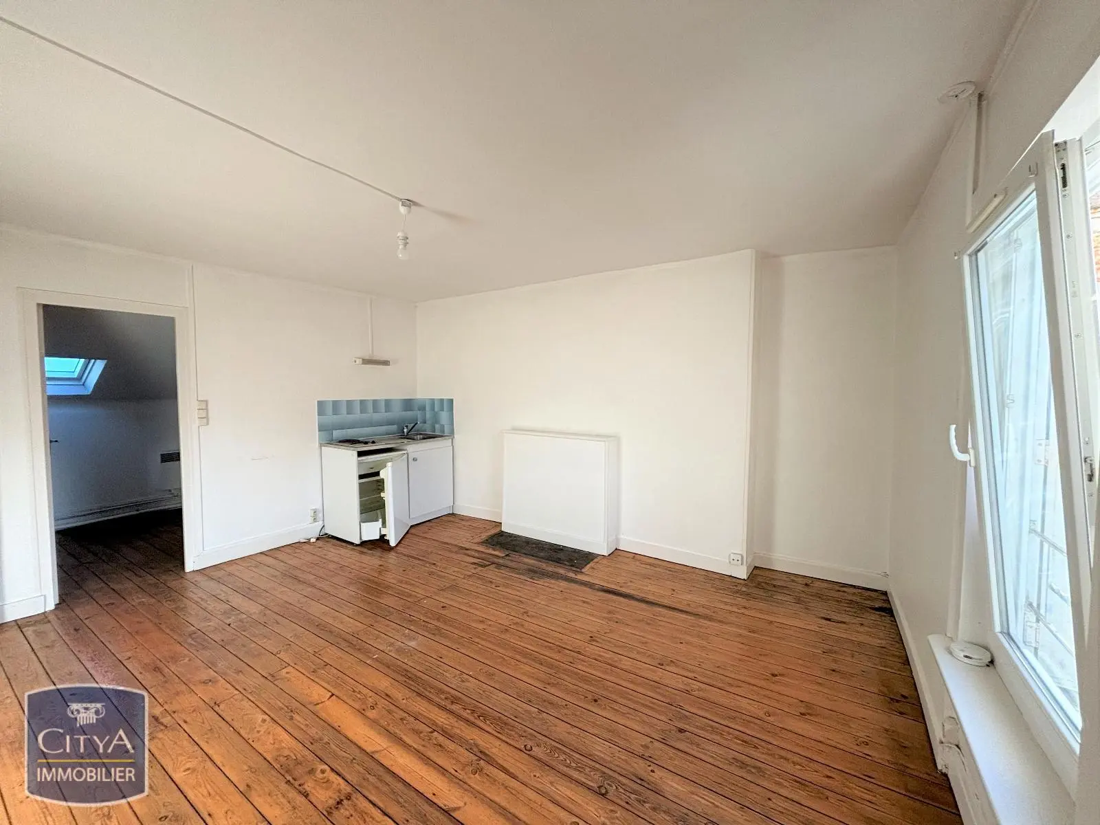Photo 1 Appartement 1 pièce 24.2m²