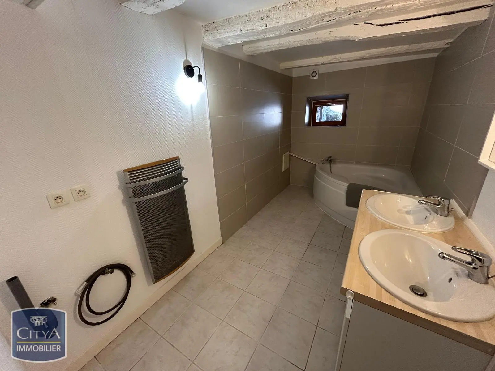LOCATION T3 MEUBLE VEYRAC