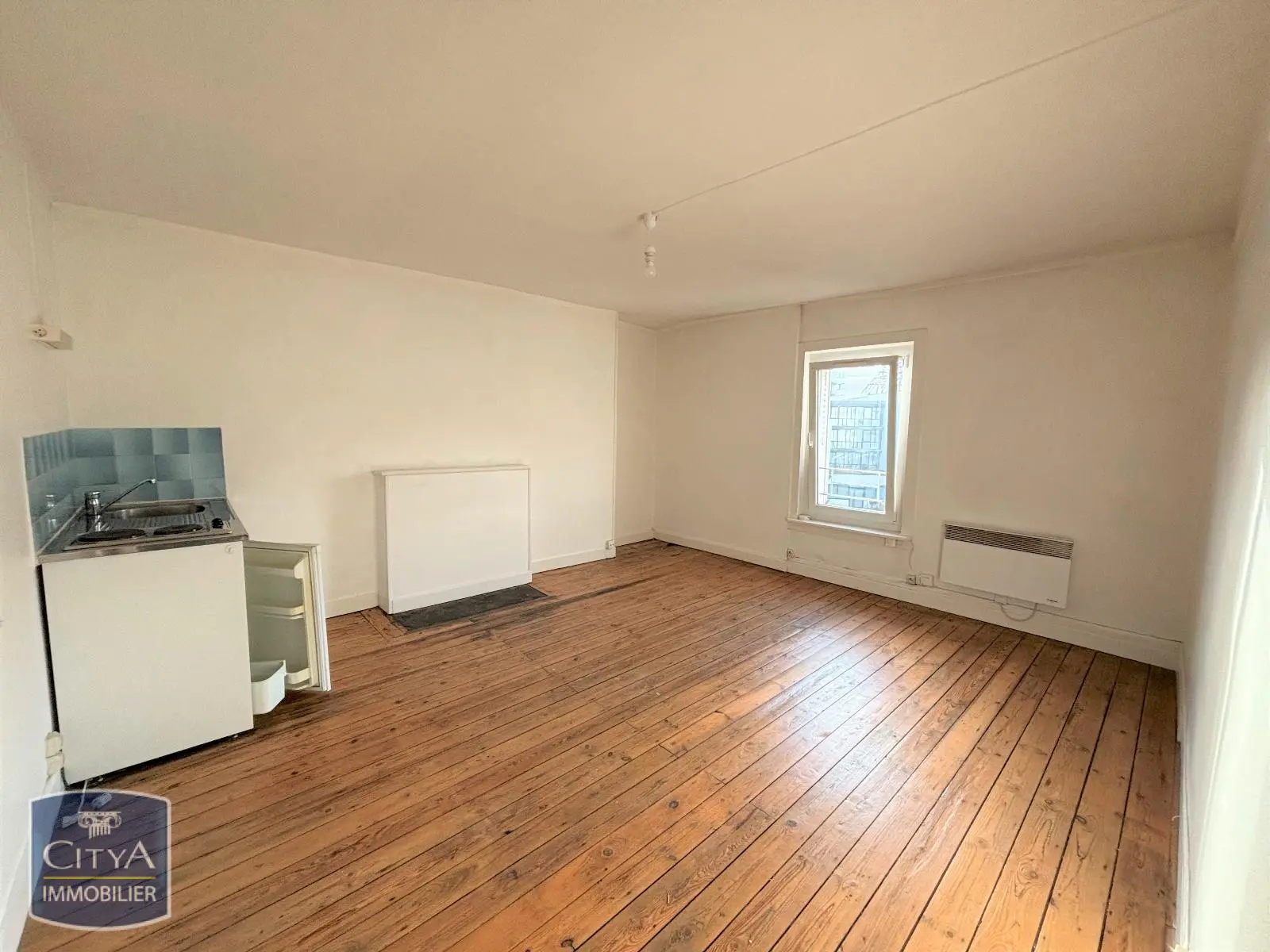 Photo 2 Appartement 1 pièce 24.2m²
