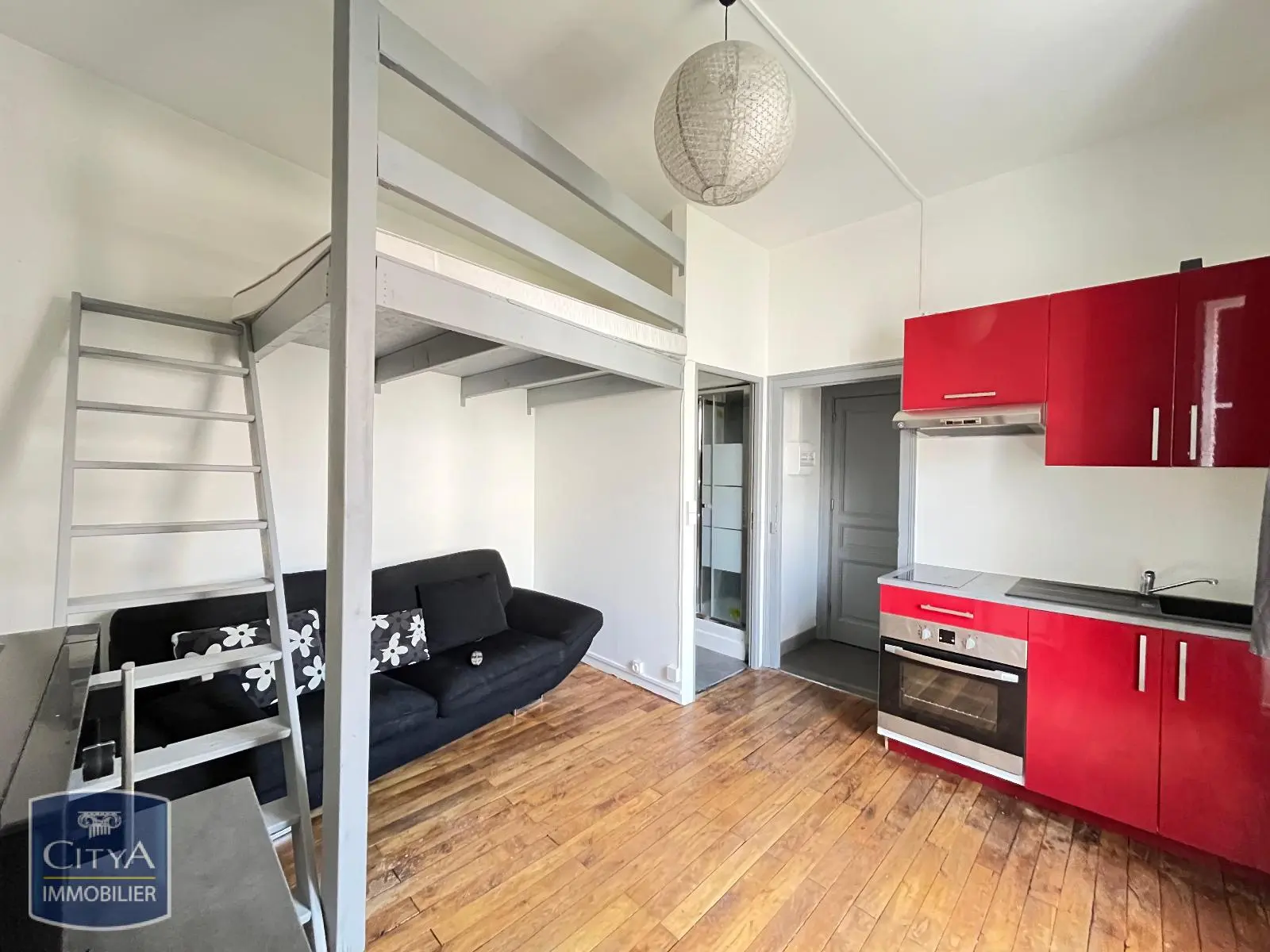 Photo 1 Appartement 1 pièce 20m²