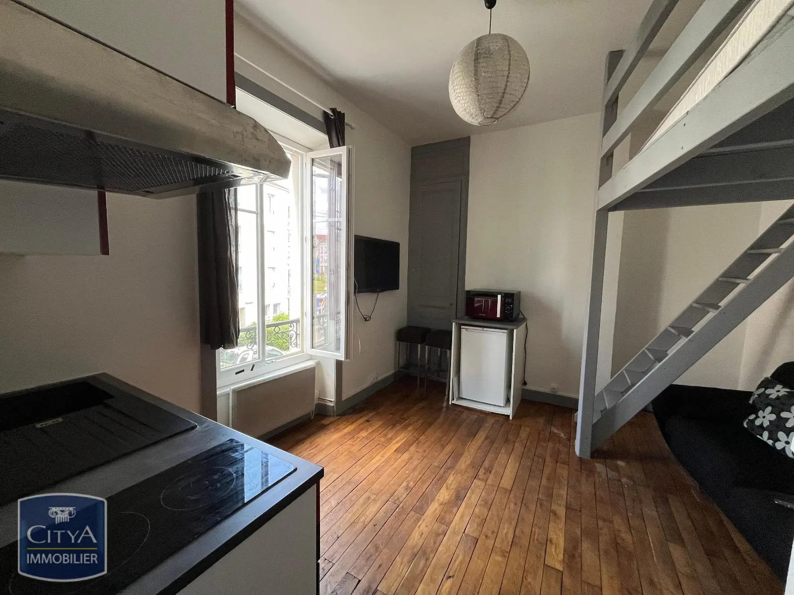 Photo 2 Appartement 1 pièce 20m²