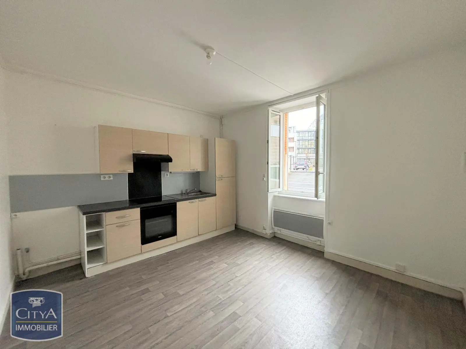 Photo 1 Appartement 1 pièce 35.75m²