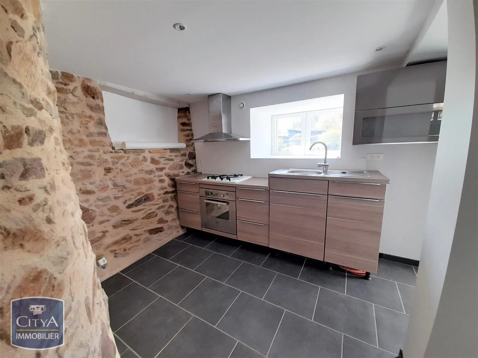 Photo 1 Maison 3 pièces 92.41m²