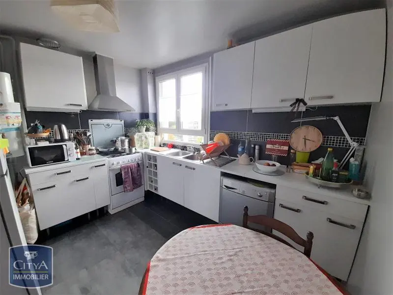 Photo 1 Appartement 4 pièces 77.72m²