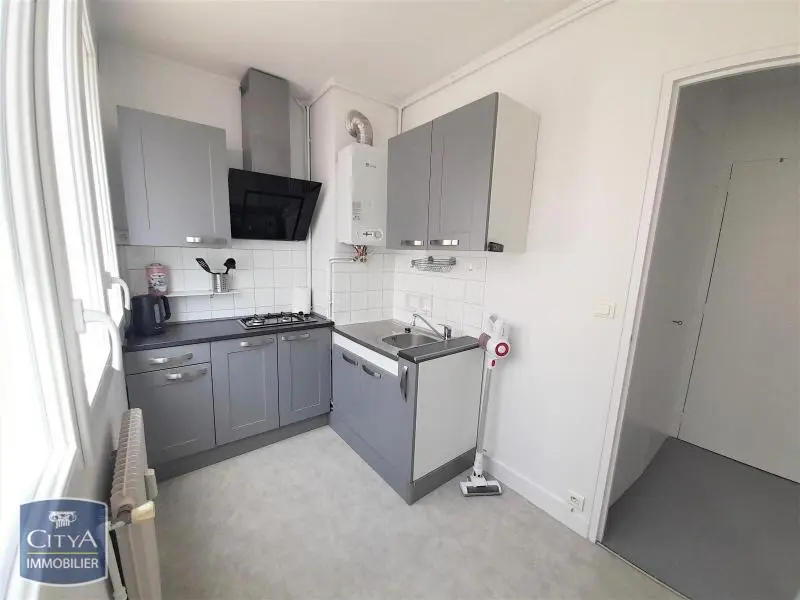 Photo 3 Appartement 1 pièce 28.07m²