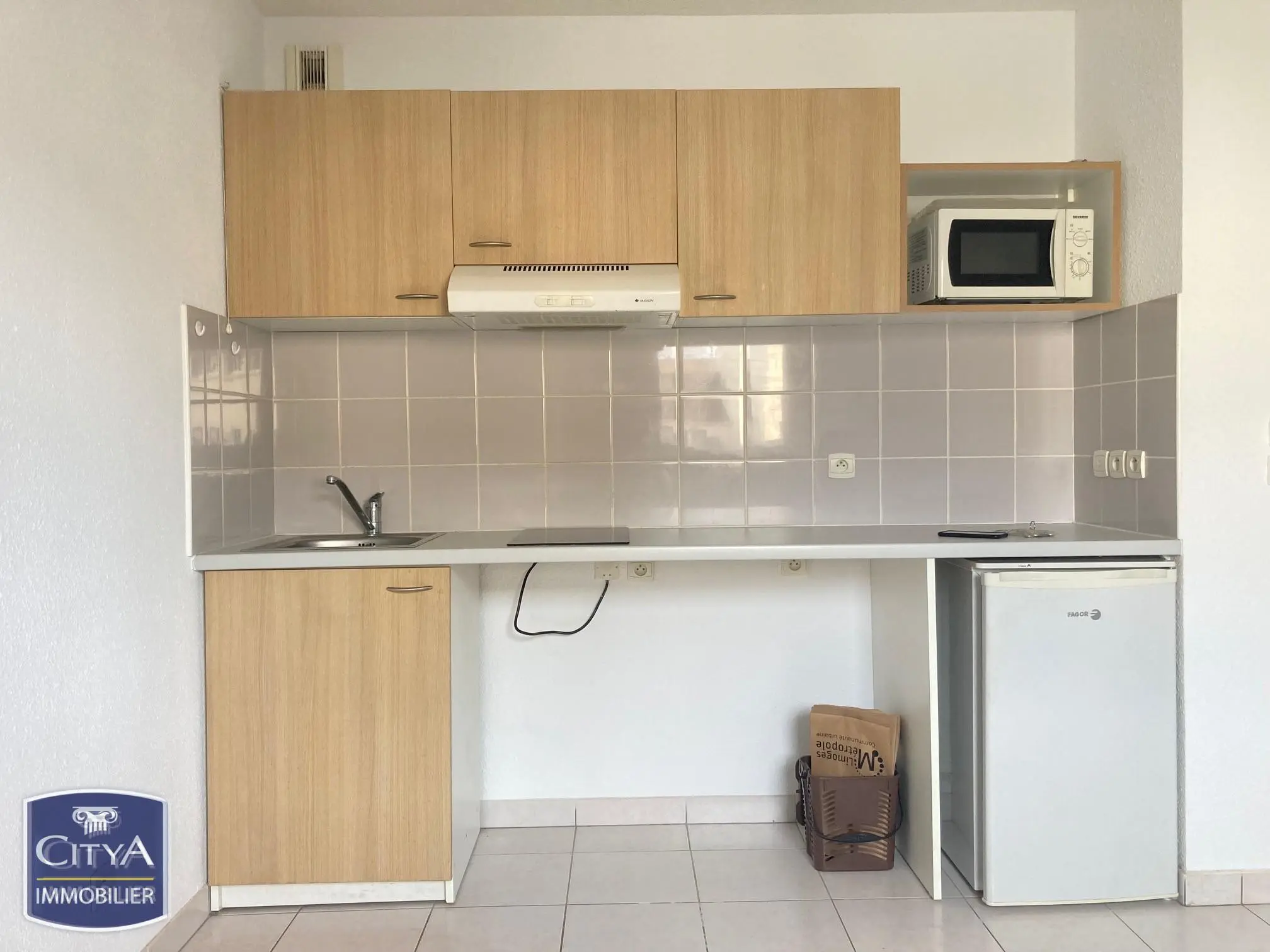 Photo 1 Appartement 1 pièce 25.8m²