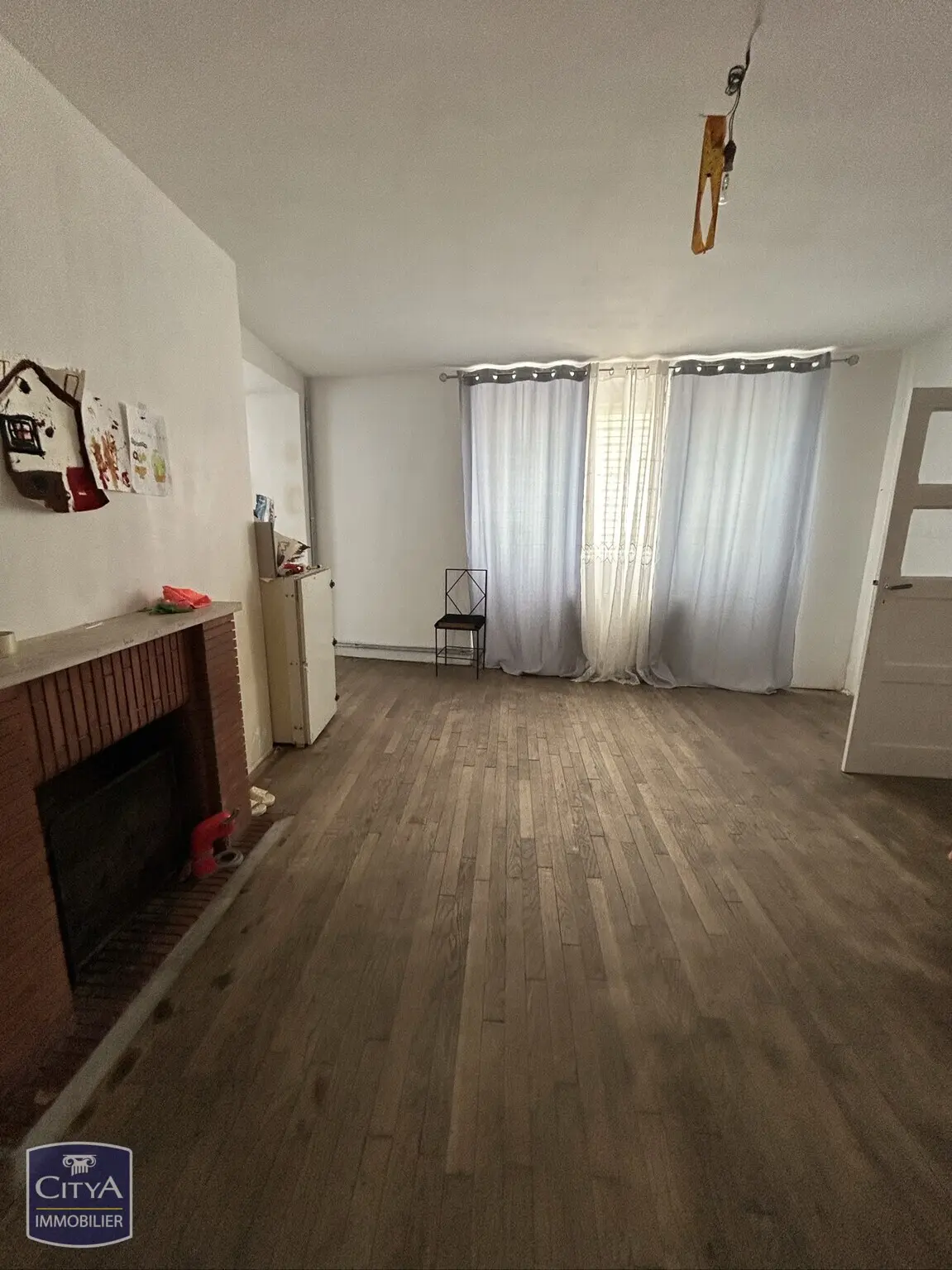Photo 2 Maison 8 pièces 180m²