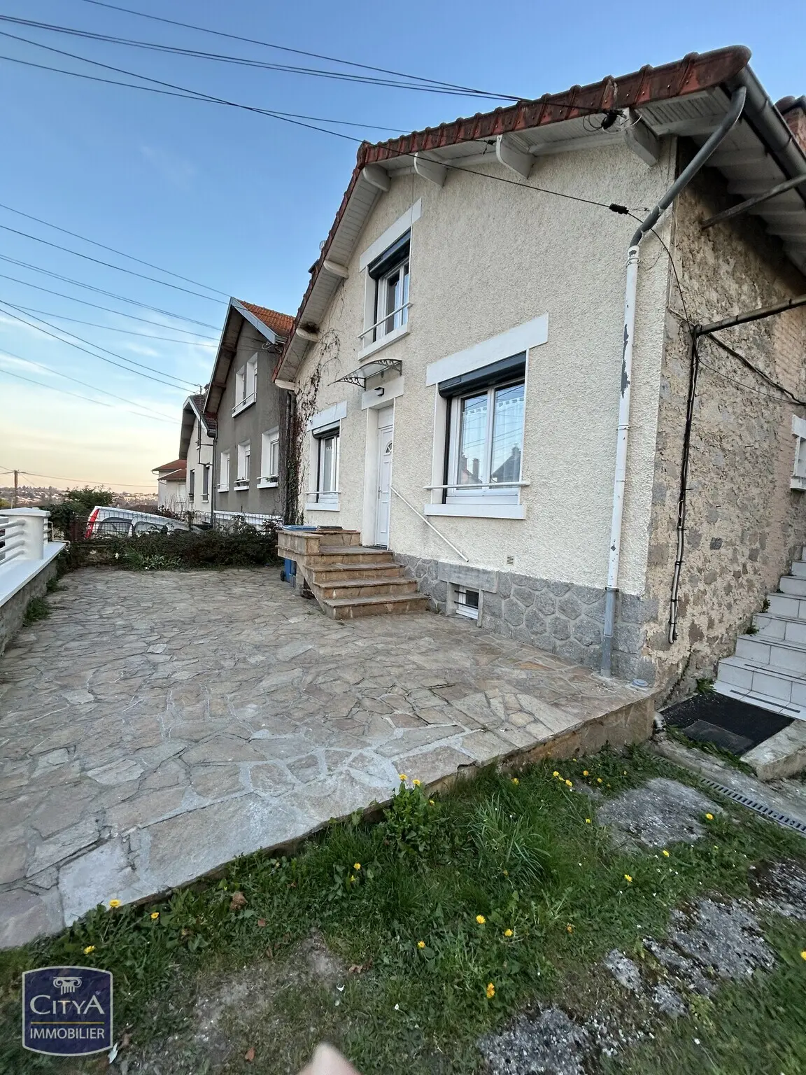 Photo 2 Maison 8 pièces 175m²