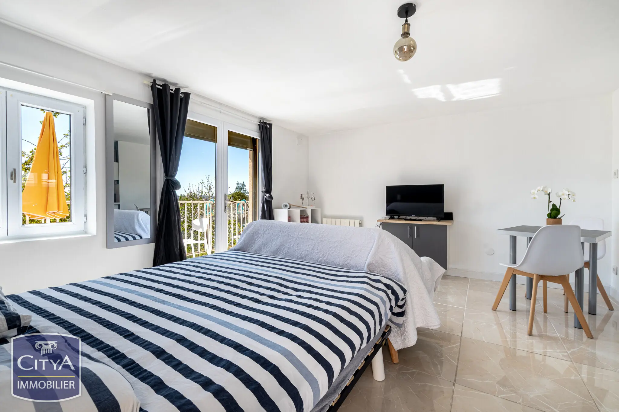 Photo 6 Maison 8 pièces 175m²