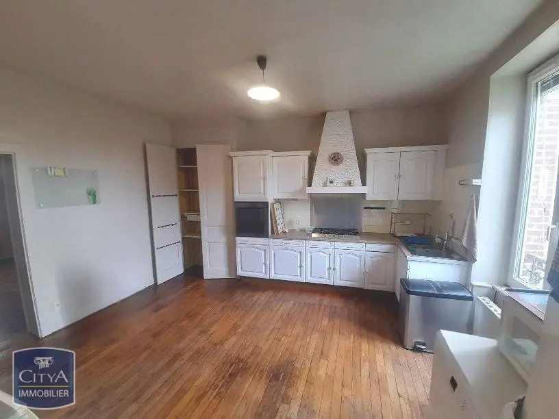 Photo 3 Maison 10 pièces 233m²