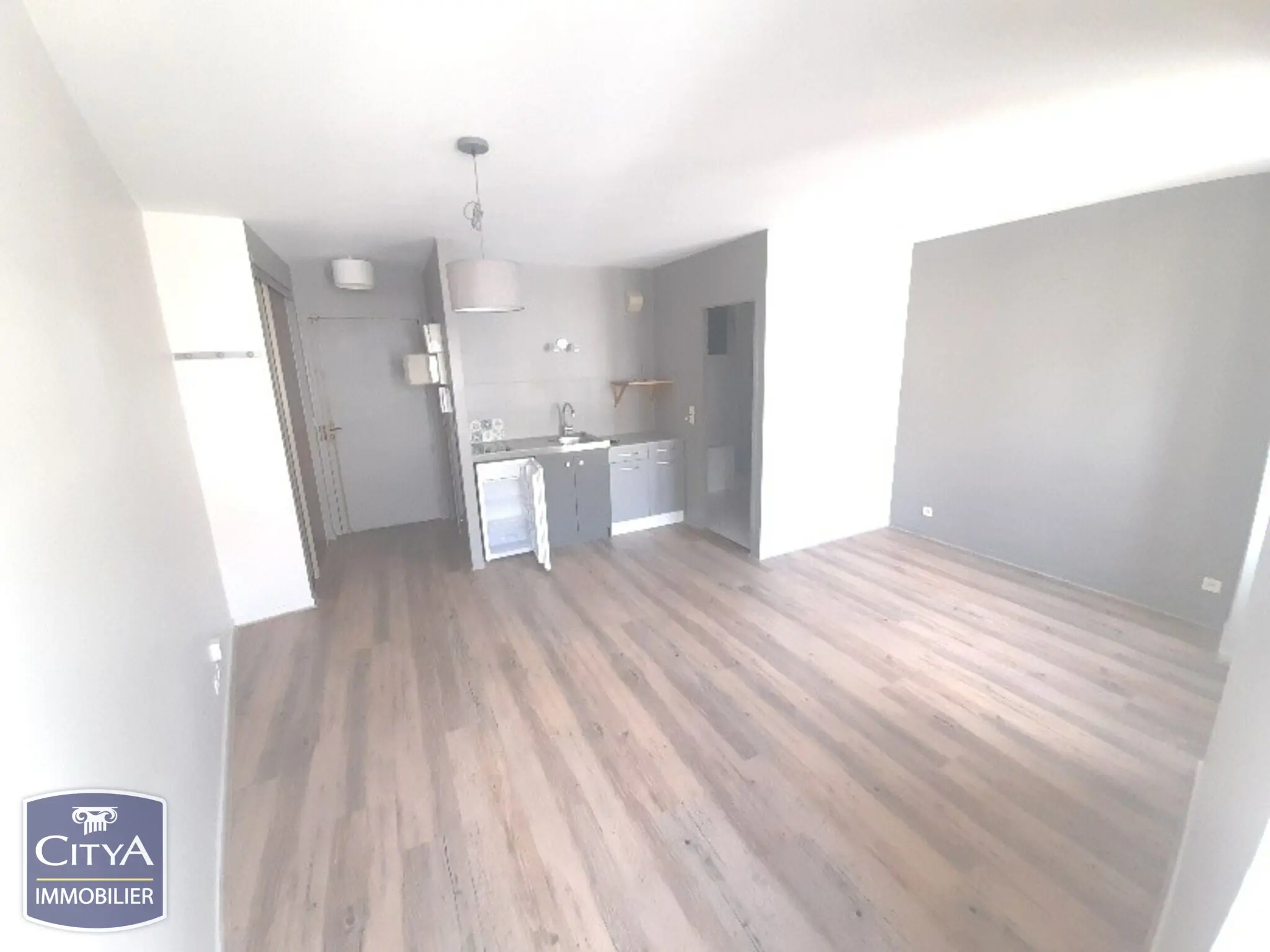 Photo 3 Appartement 1 pièce 26.56m²