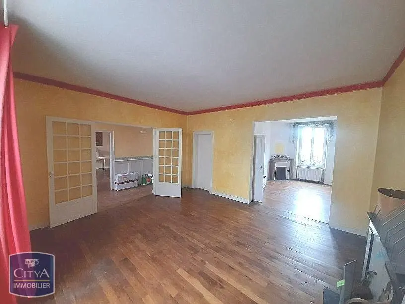 Photo 2 Maison 10 pièces 233m²