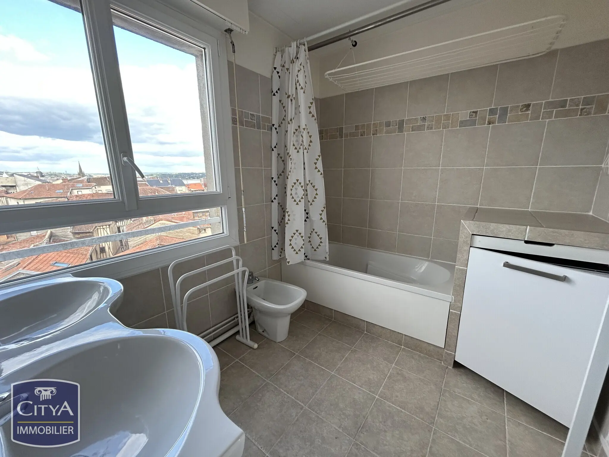 Photo 15 Appartement 5 pièces 118m²