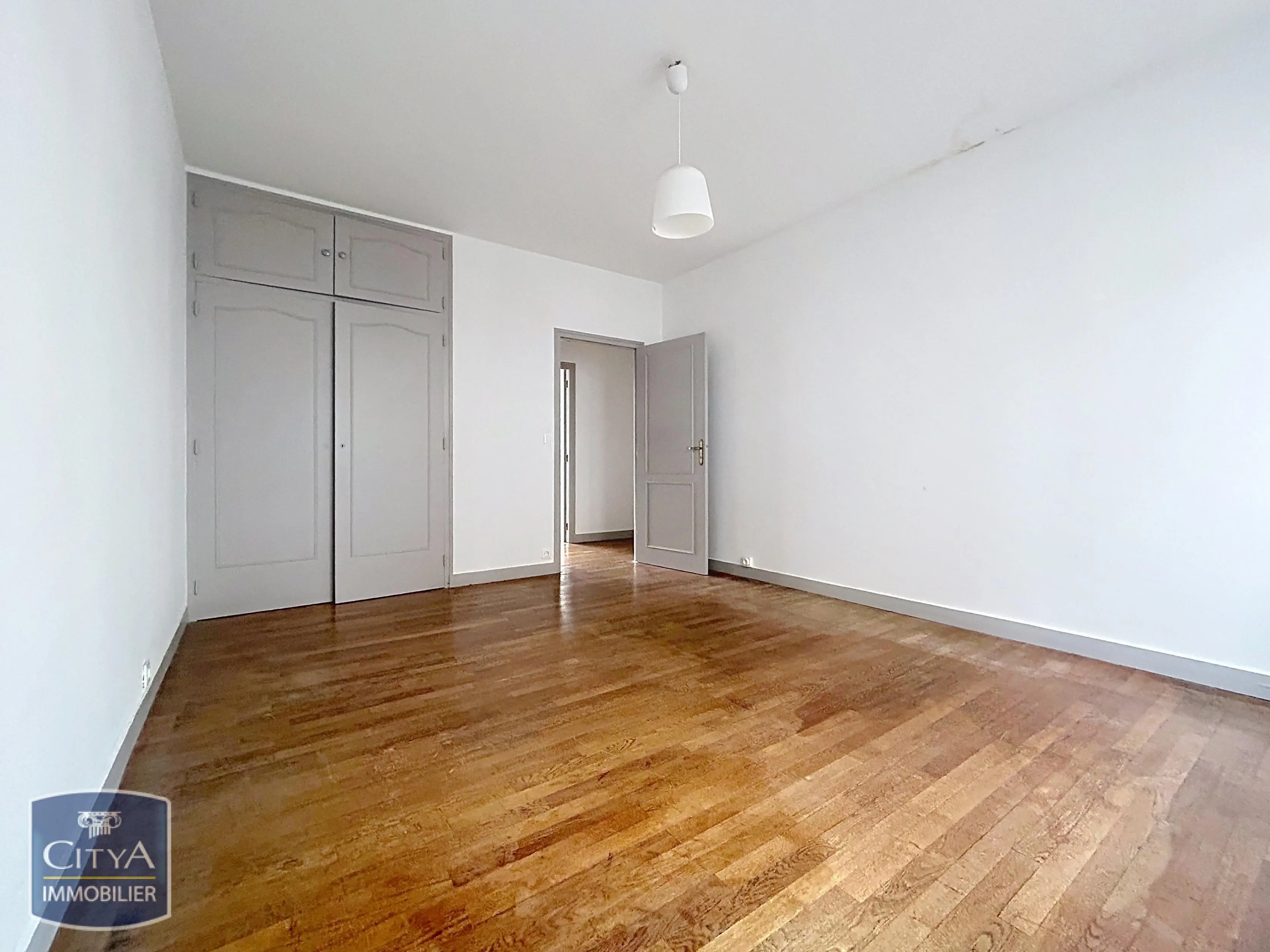 Photo 8 Appartement 4 pièces 100m²