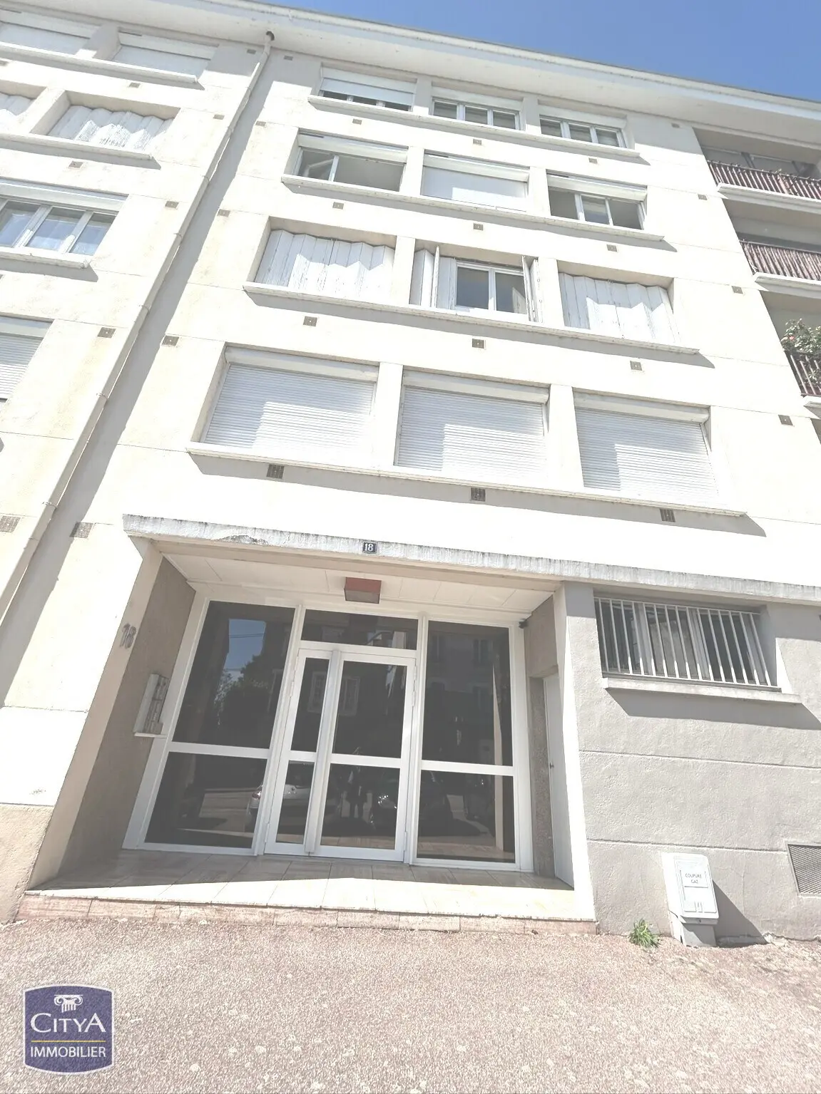 Photo 1 Appartement 1 pièce 37.5m²