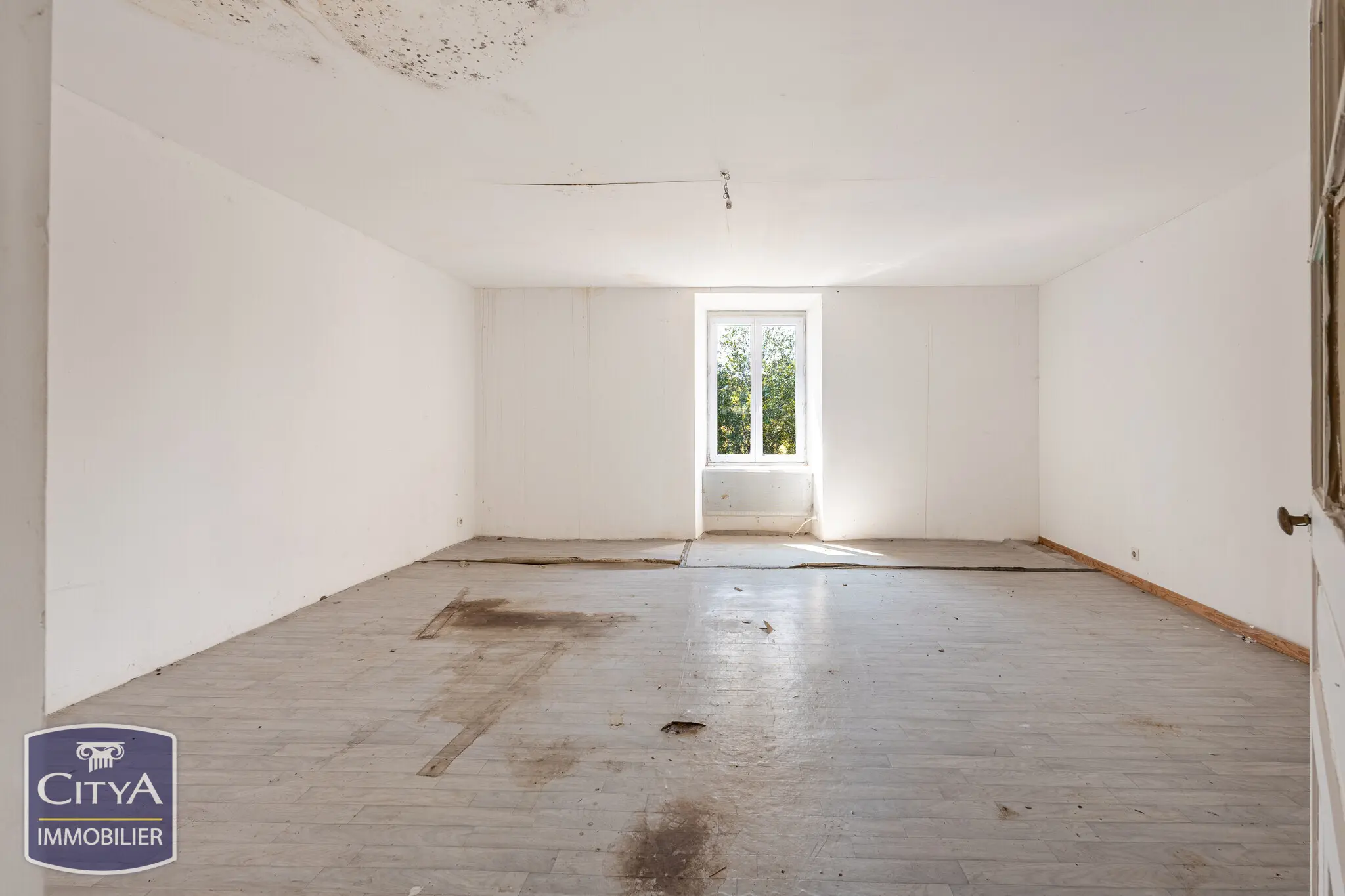 Photo 8 Maison 4 pièces 140m²