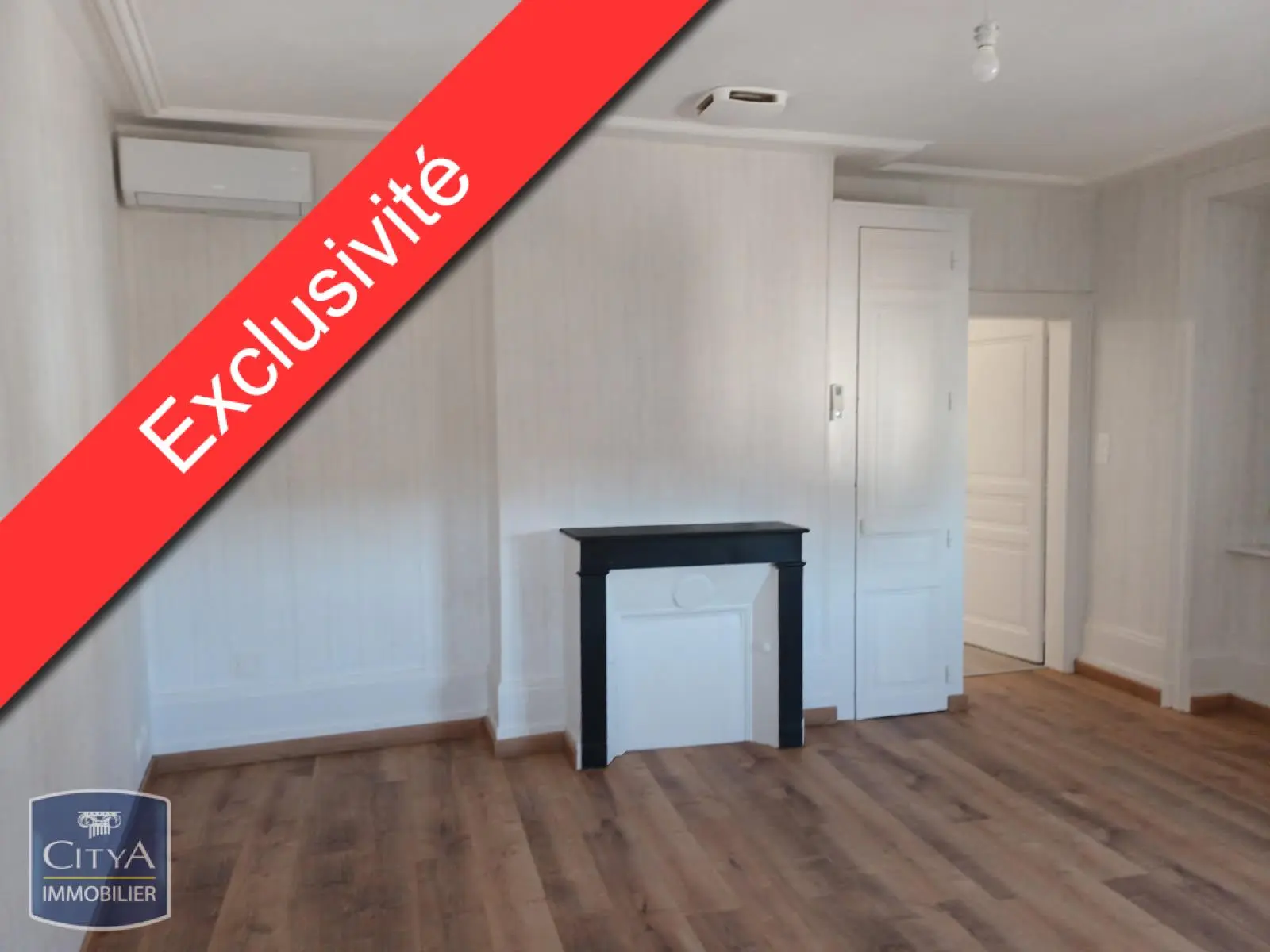Photo 1 Immeuble 242m²