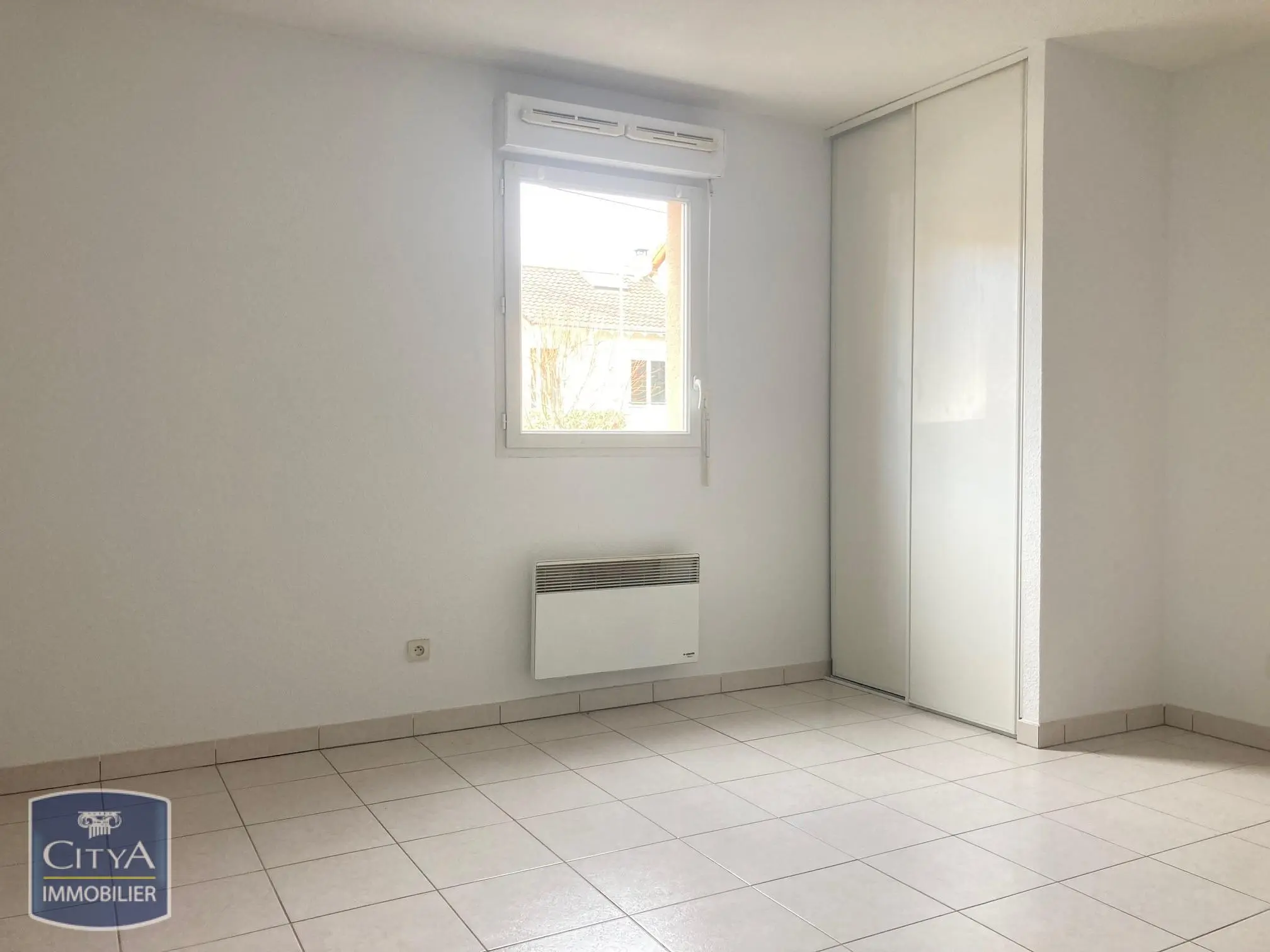 Photo 2 Appartement 1 pièce 25.79m²