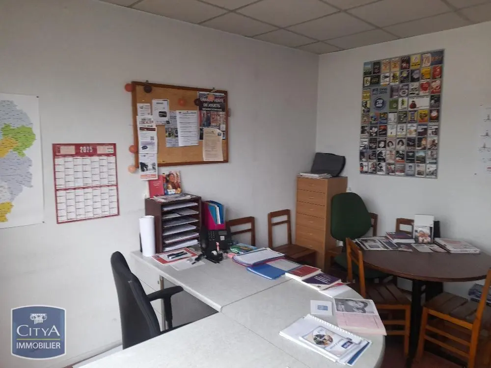 Photo 2 Local Professionnel 9 pièces 160m²