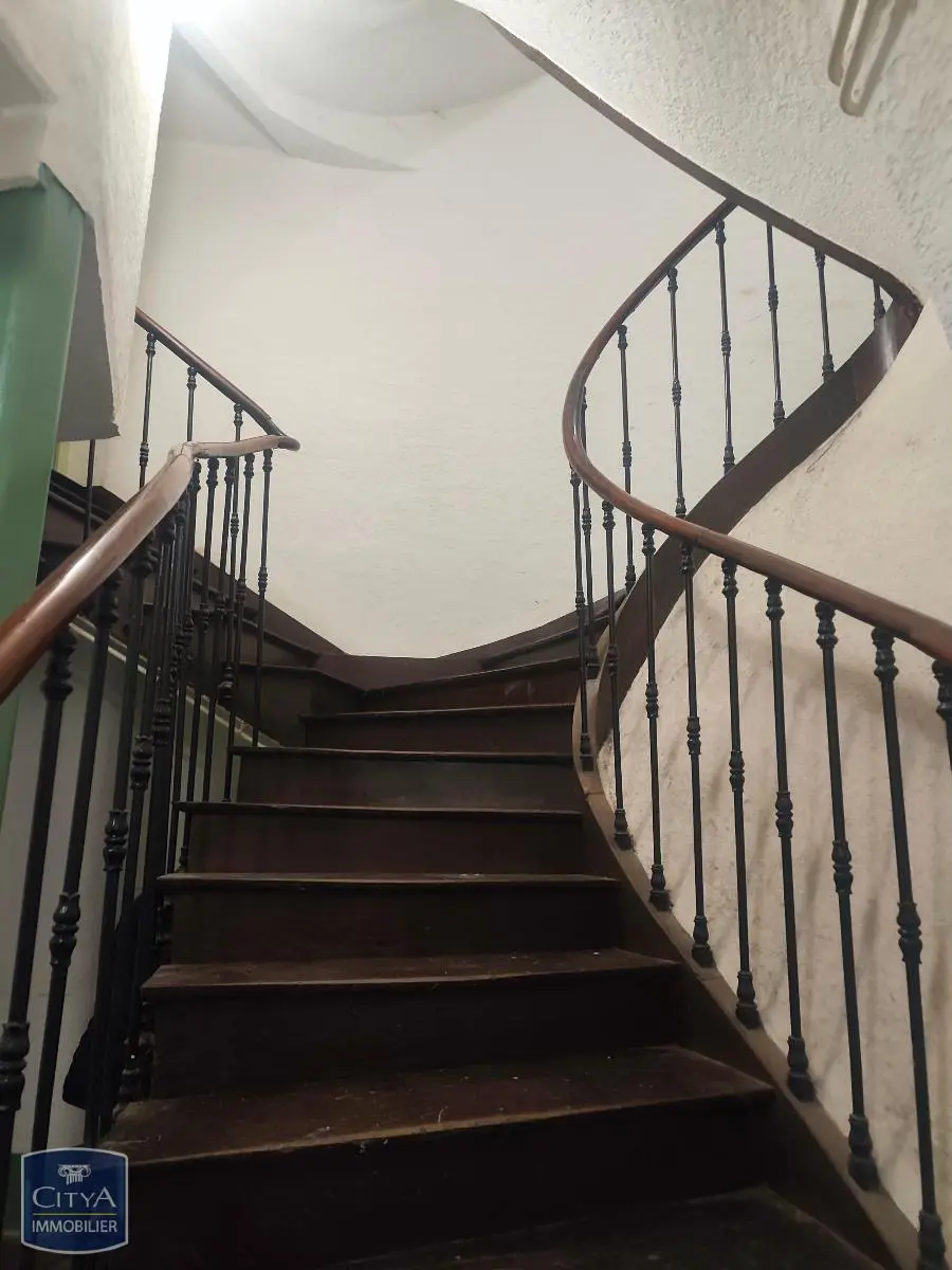 Photo 3 Immeuble 305m²