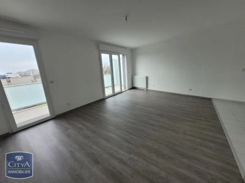 Photo 1 Appartement 4 pièces 84.36m²